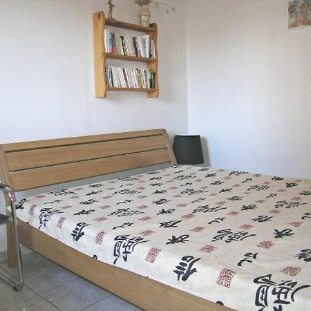 Maison De Vacances Au Canal, 2 Chambres, Animaux Admis, Parking Prive - Fr-1-387-86 Марсейан Экстерьер фото